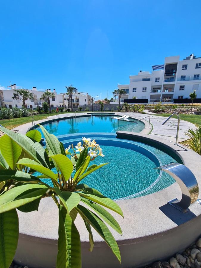 Residence Bali Torrevieja Eksteriør billede