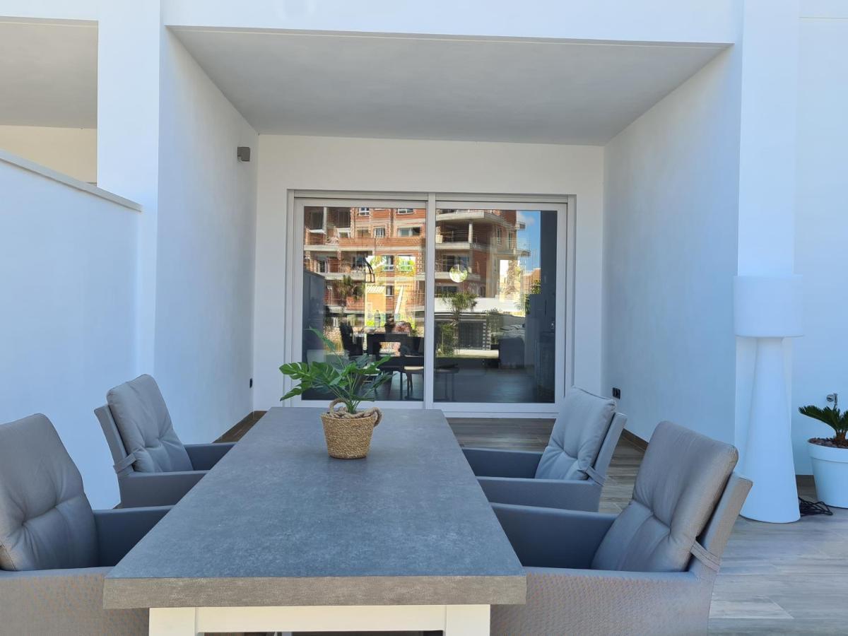 Residence Bali Torrevieja Eksteriør billede